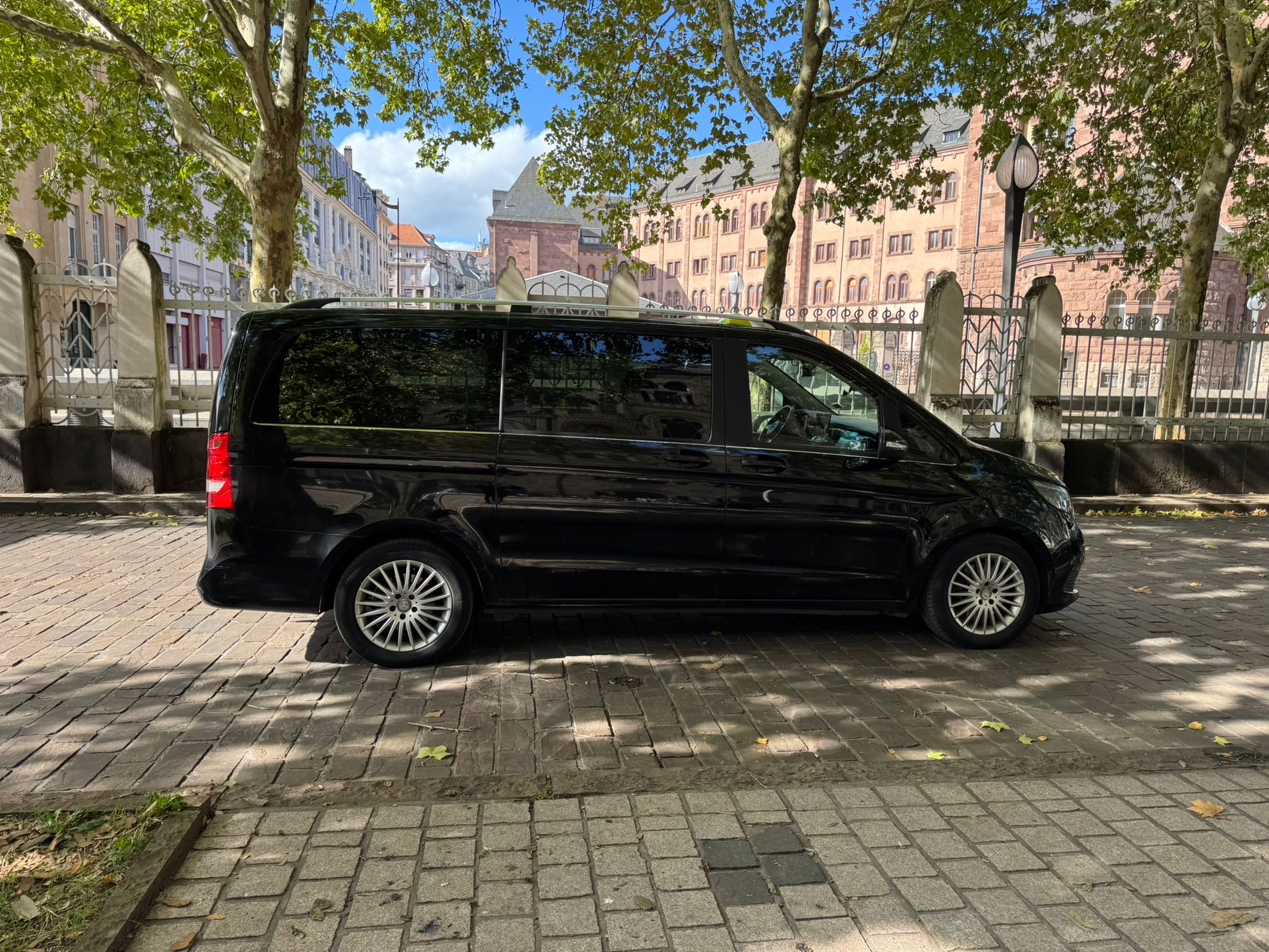 Intérieur Mercedes Classe V – sièges cuir